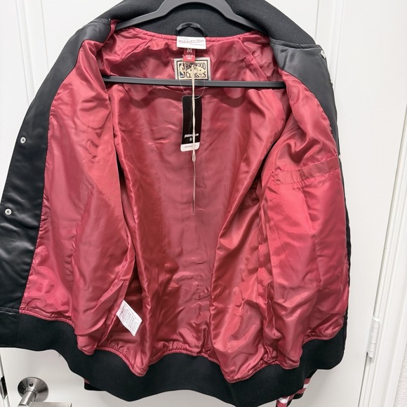 UNKNWN X Mitchell and Ness X Miami HEAT My Towns Black Satin Jacket Size M NWT - Picture 12 of 13